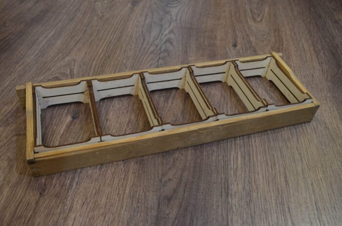 Sekciju rāmīši šūnu medum - Izmērs 3 - 6 sekcijas - Image 4