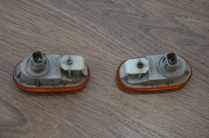 Mitsubishi Galant 97 pagriezieni dzelteni - Image 3