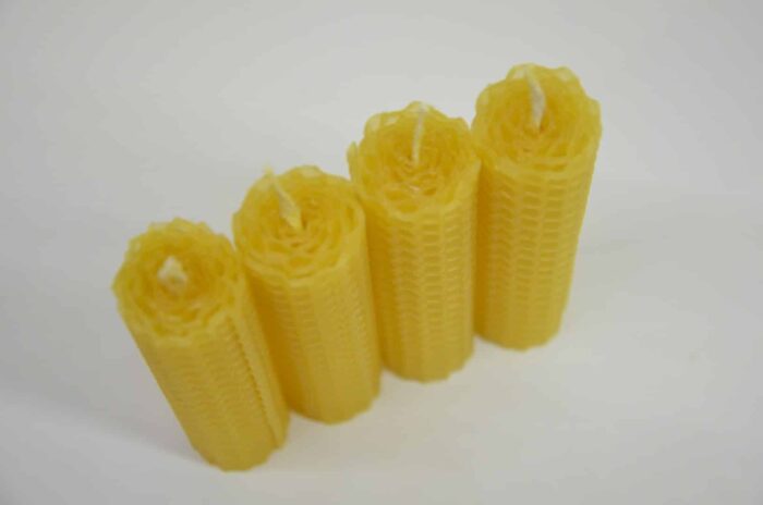 4.gab tītas bišu vaska sveces 10 cm x 2.5 cm - Image 2