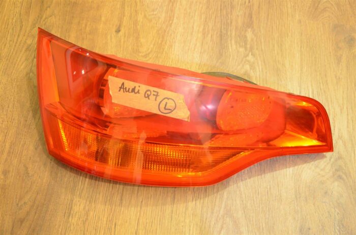 AUDI Q7 aizmugurējie lukturi 4L0945094 4L0945093 - Image 7