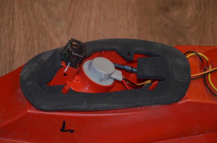 AUDI Q7 aizmugurējie lukturi 4L0945094 4L0945093 - Image 4