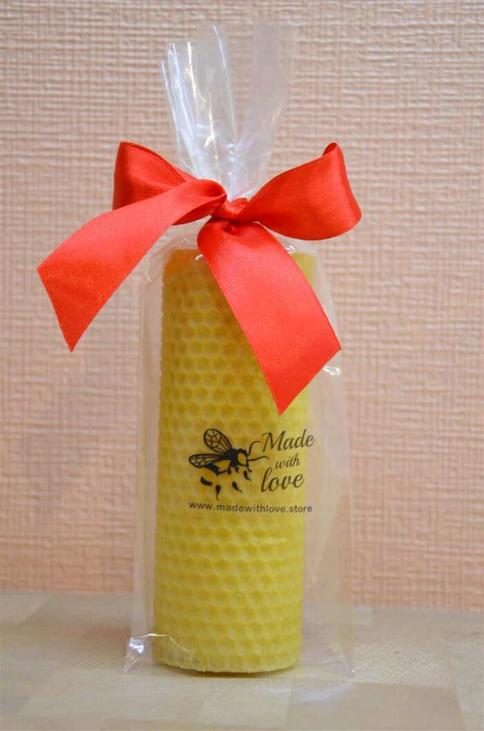 Tīta bišu vaska svece 13cm x 4.5cm Iesaiņota kā dāvana - Image 3